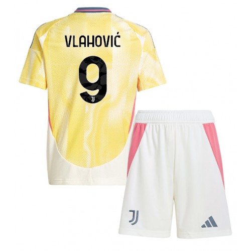 Fotbalové Dres Juventus Dusan Vlahovic #9 Dětské Venkovní 2024-25 Krátký Rukáv (+ trenýrky)